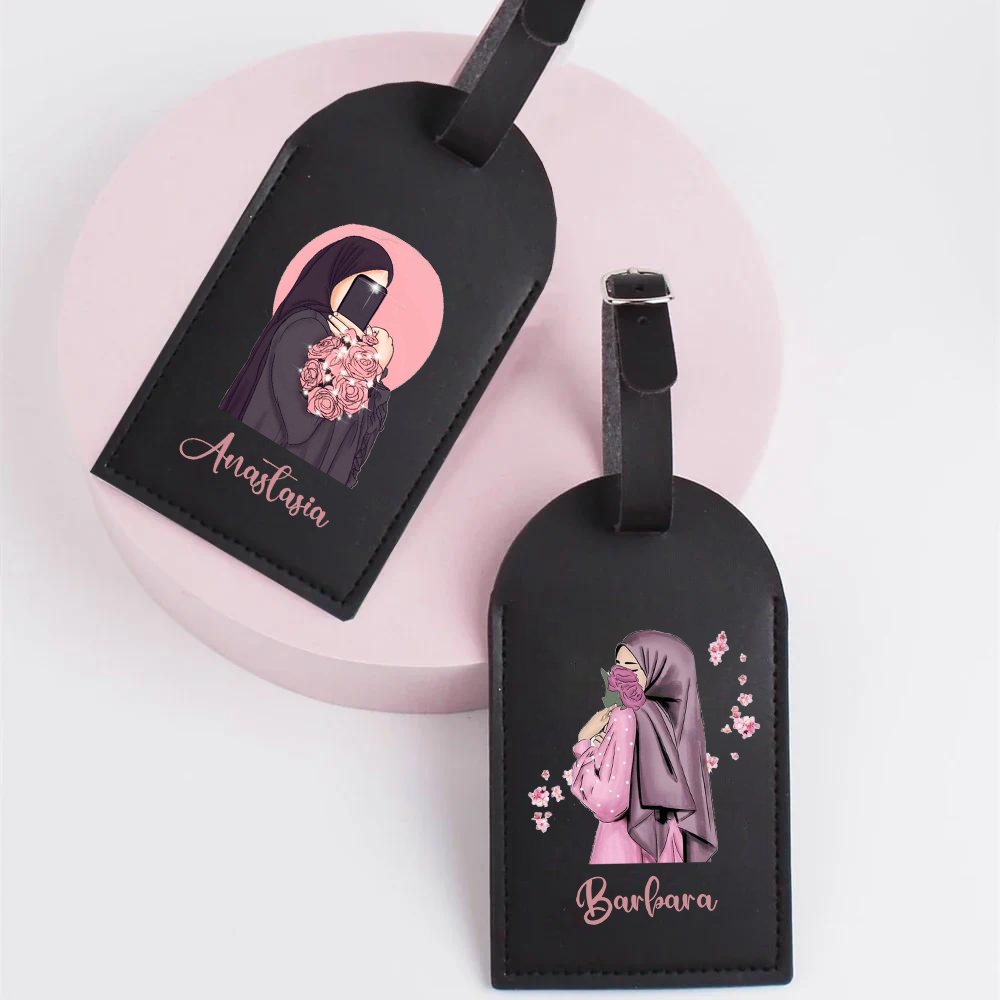 Travel Accessories Gifts For Her - Personalisiertes Hijabi-Mädchen mit Namen, Leder-Gepäckanhänger, Koffer-Etiketten,