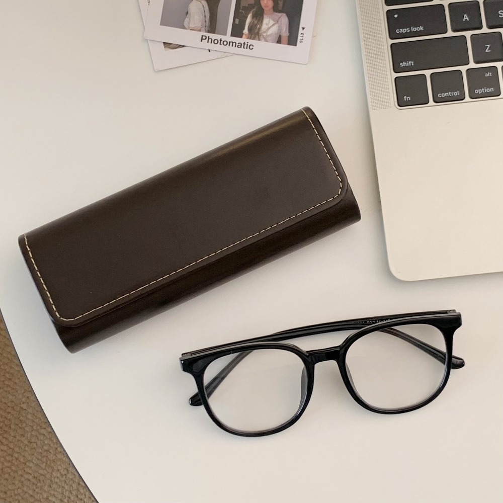 Vintage Minimalistisches Brill – Travel Accessories High End Bewertung und Preis